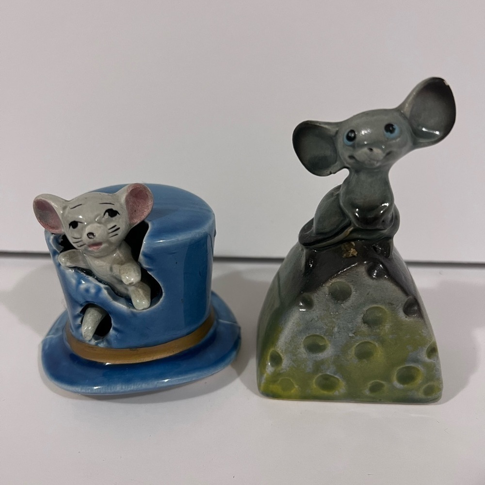 2 Vintage Mouse Norleans Japan ( 1 in a Top Hat And 1 Standing On A Cheese )